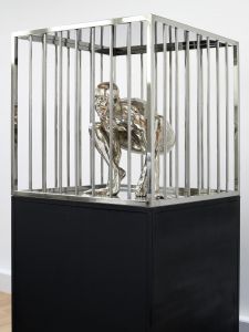 CONTORSIONNISTE EN CAGE CONTORSIONNISTE EN CAGE