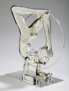 CONTORSIONNISTE X CONTORSIONNISTE X